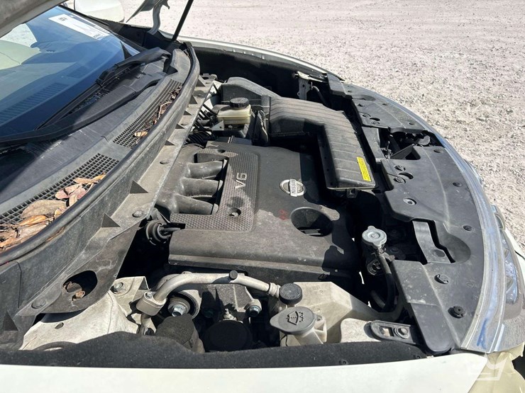 2011-nissan-murano-image-8