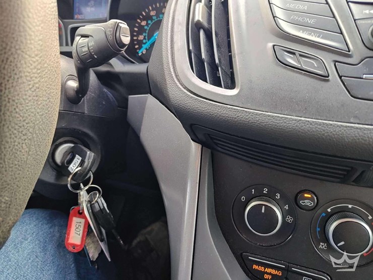 2015-ford-escape-image-9