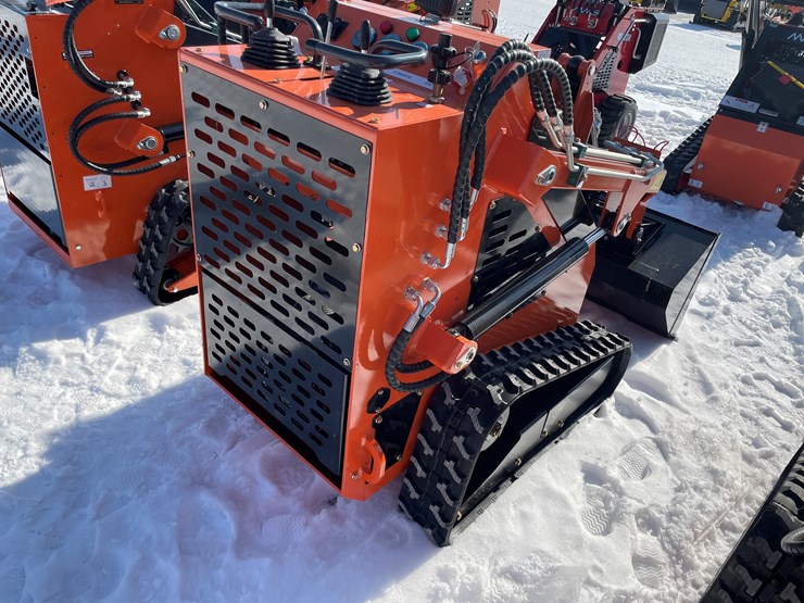 #5331-•-2025-ats--t460-mini-skid-steer-loader-image-4
