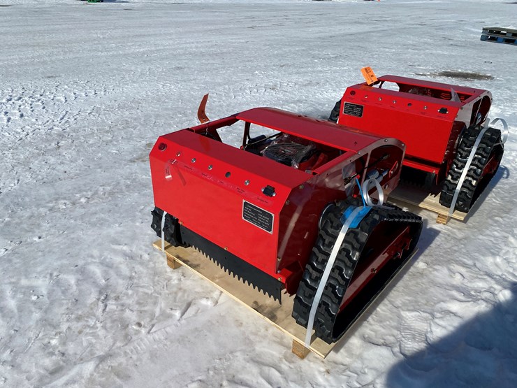 #5333-•-remote-controlled-lawn-mower-image-1