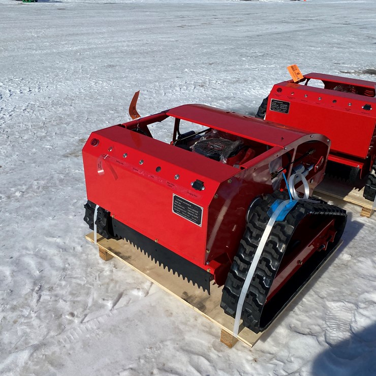 #5333 • Remote Controlled Lawn Mower