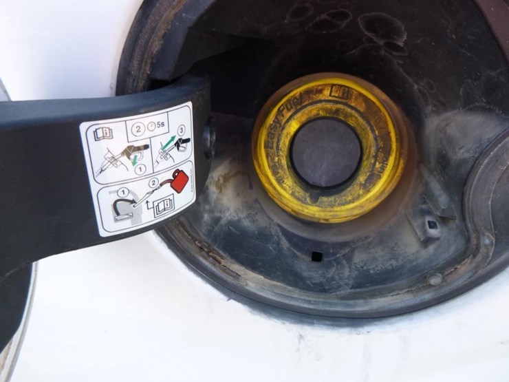 2015-ford-f150-image-21