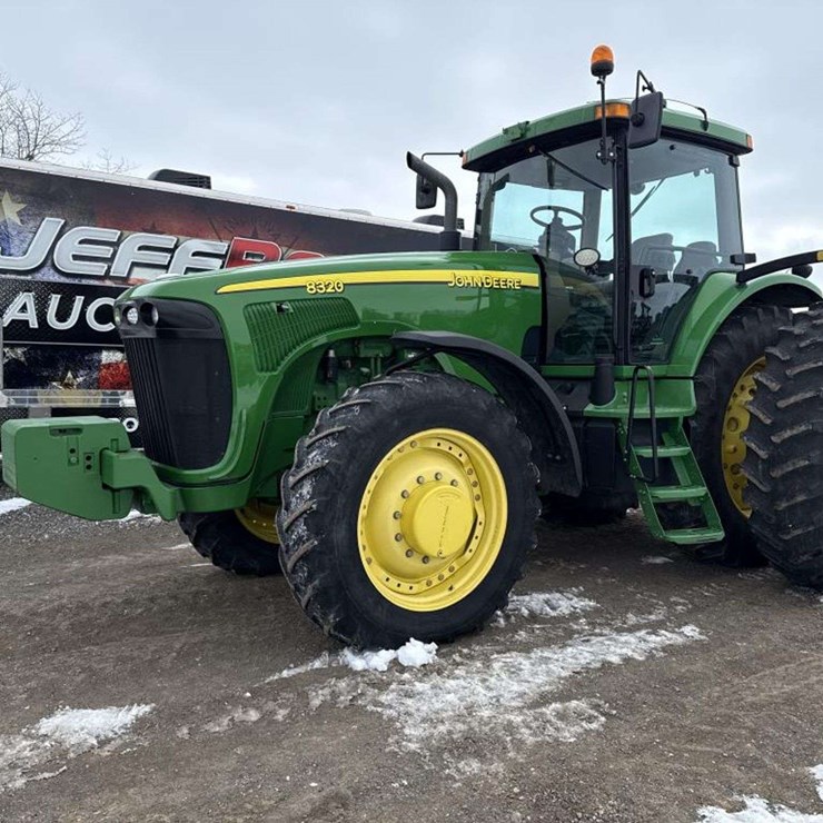 JOHN DEERE 8320