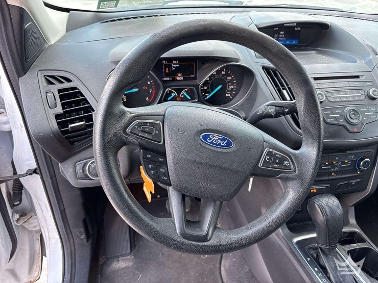 2017-ford-escape-image-13