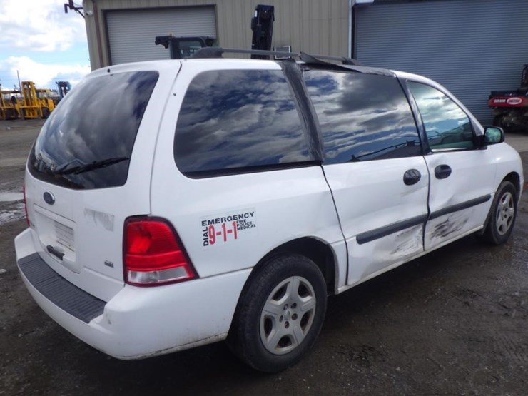 2006-ford-freestar-image-3