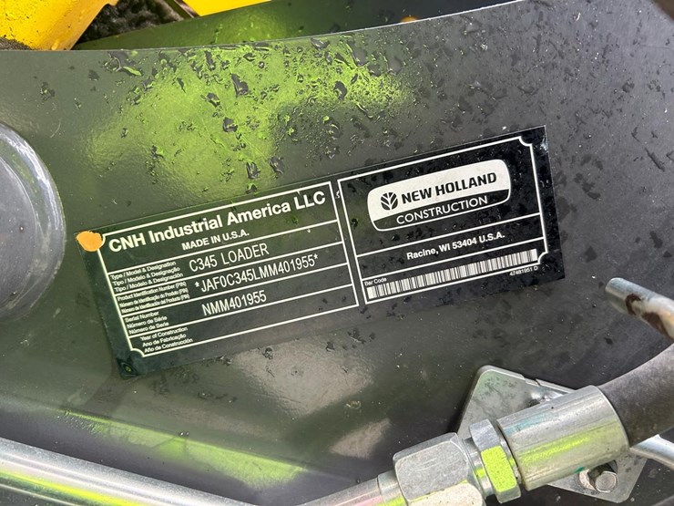 2021-new-holland-c345-image-27