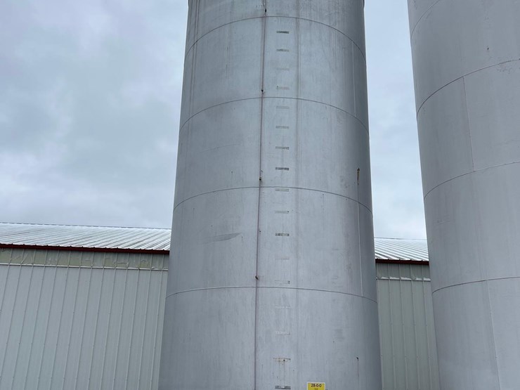 25,000-gallon-steel-tank-image-2