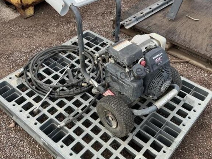 simpson-gas-powered-pressure-washer-image-4