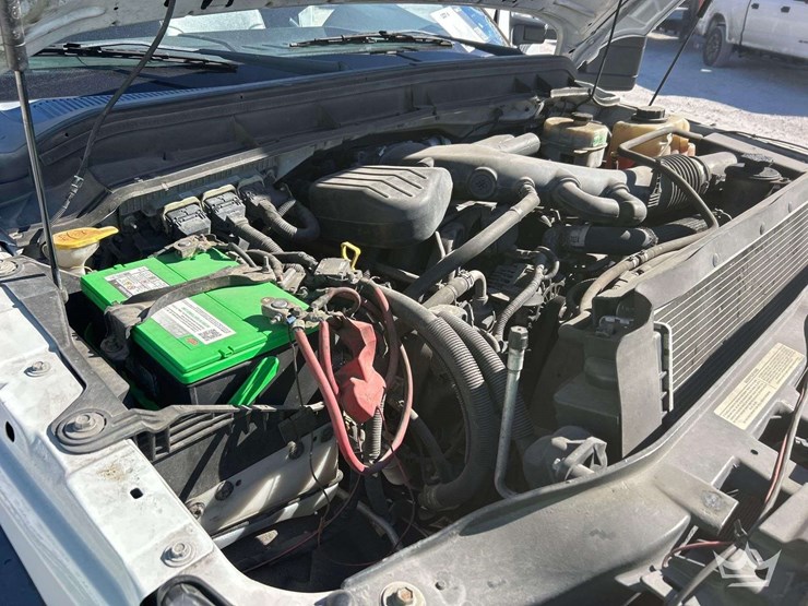 2016-ford-f550-image-9