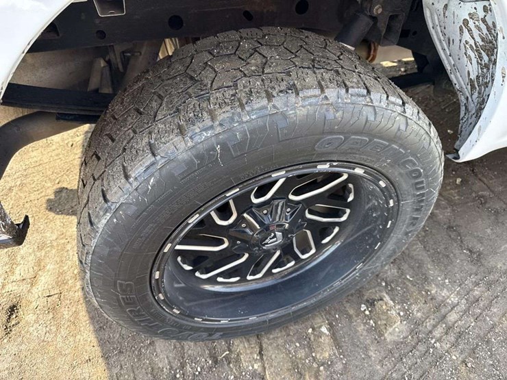 2019-ford-f150-xlt-image-21