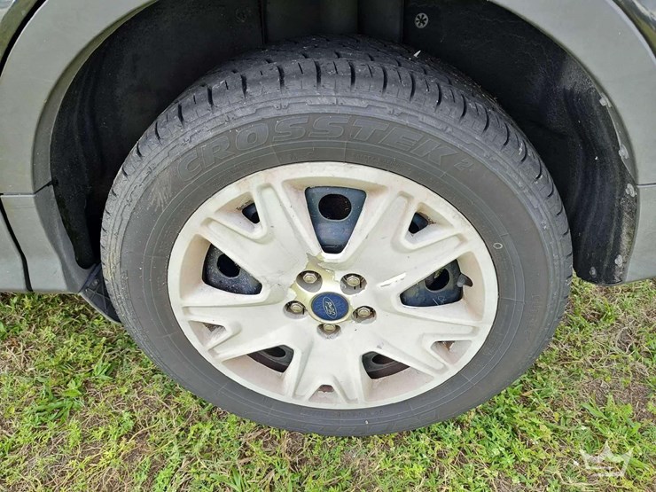 2014-ford-escape-image-45