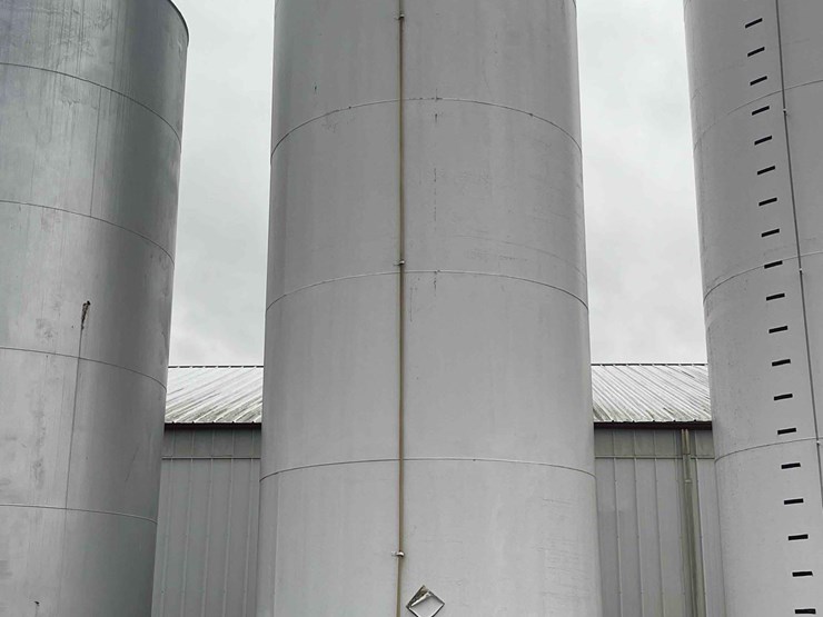 30,000-gallon-steel-tank-image-1