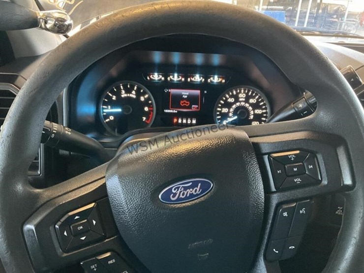 2020-ford-f150-image-17
