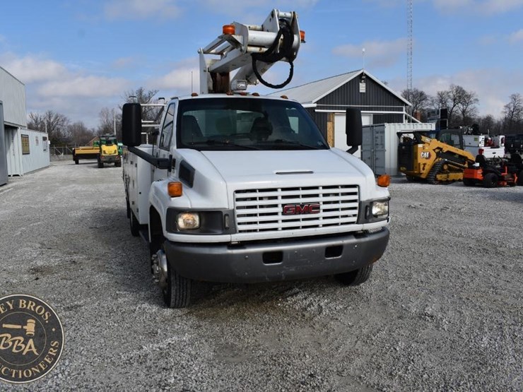 2008-gmc-topkick-c5500-image-16