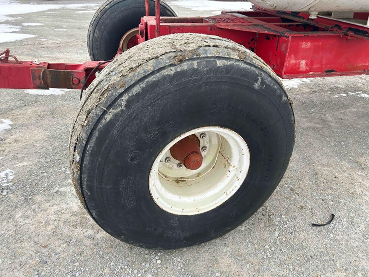 ag-systems-twin 1000-gal.-nh3-tanks-on-gear-#g5-image-23