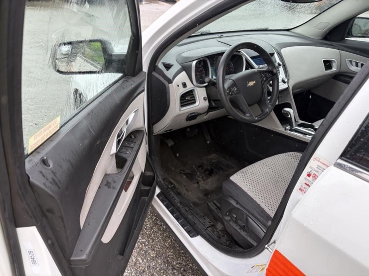 2014-chevrolet-equinox-image-12