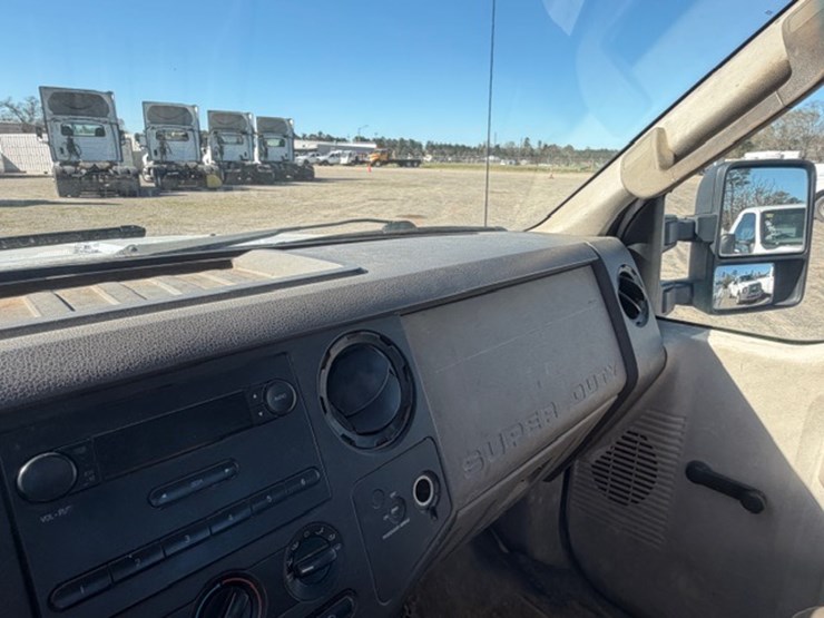 2008-ford-f250-image-31