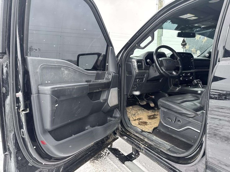 2022-ford-f150-image-12