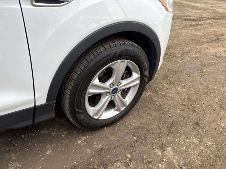 2014-ford-escape-se-image-11