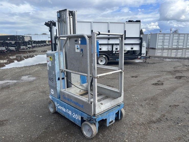 2009-genie-gr20-image-2