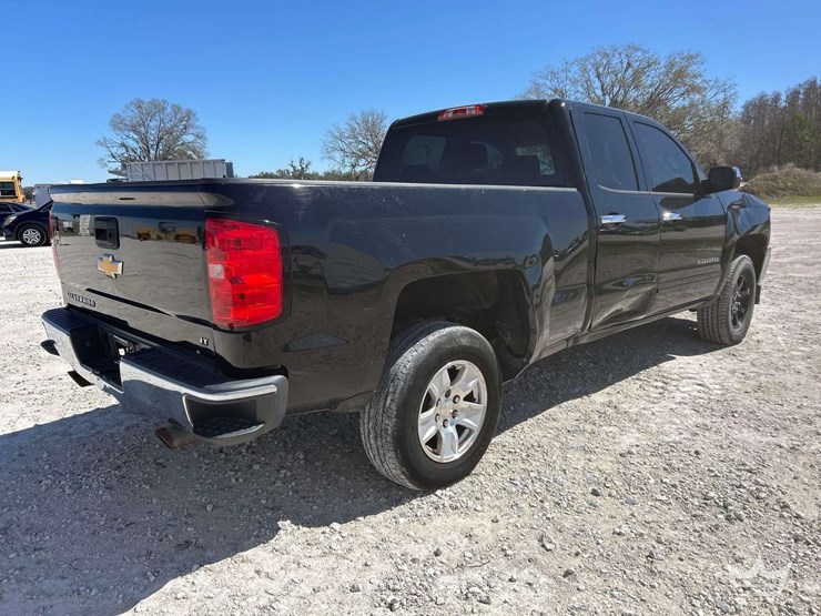 2018-chevrolet-silverado-1500-image-3