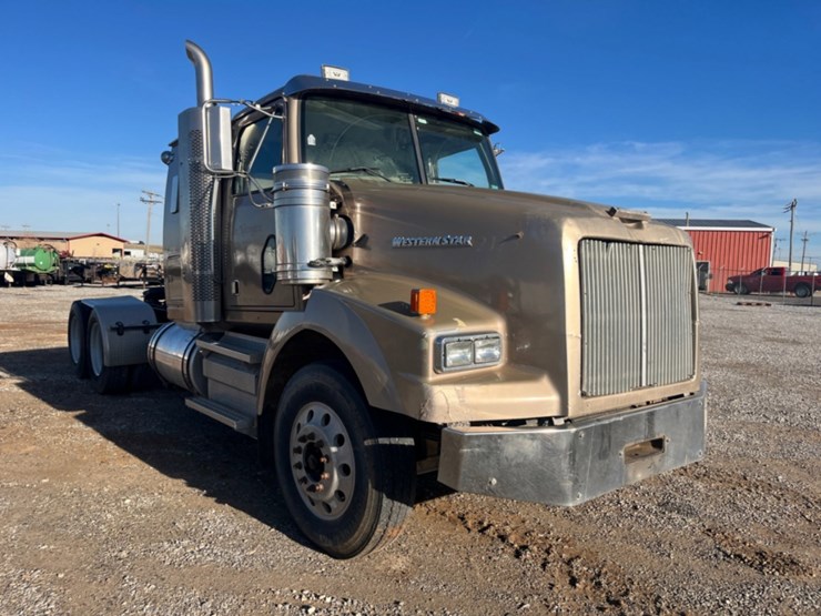 2011-western-star-4900-image-3