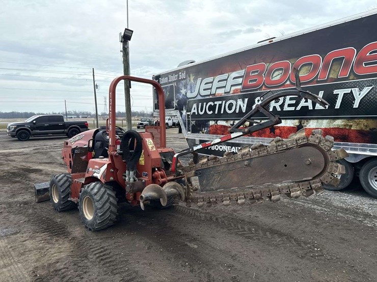 2014-ditch-witch-rt45-image-2