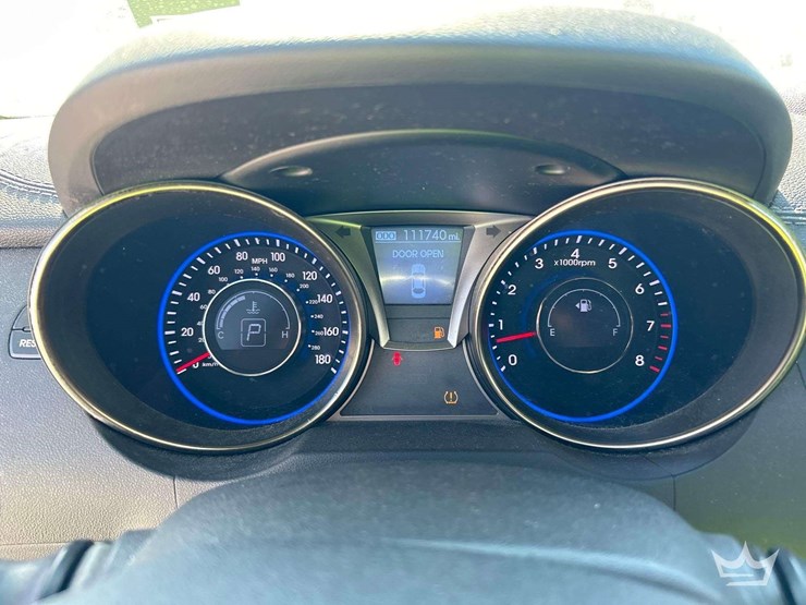 2015-hyundai-genesis-3.8-coupe-image-17