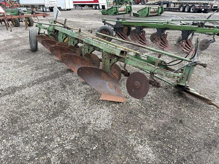 john-deere-5-image-1