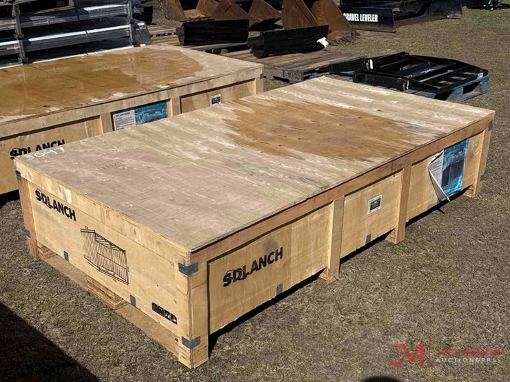 galvanized-metal-livestock-shed-image-1