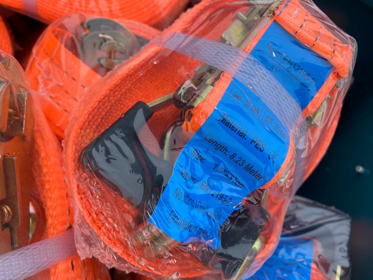 #8108-•-ratchet-tie-down-&-flat-pack-tool-box-image-5