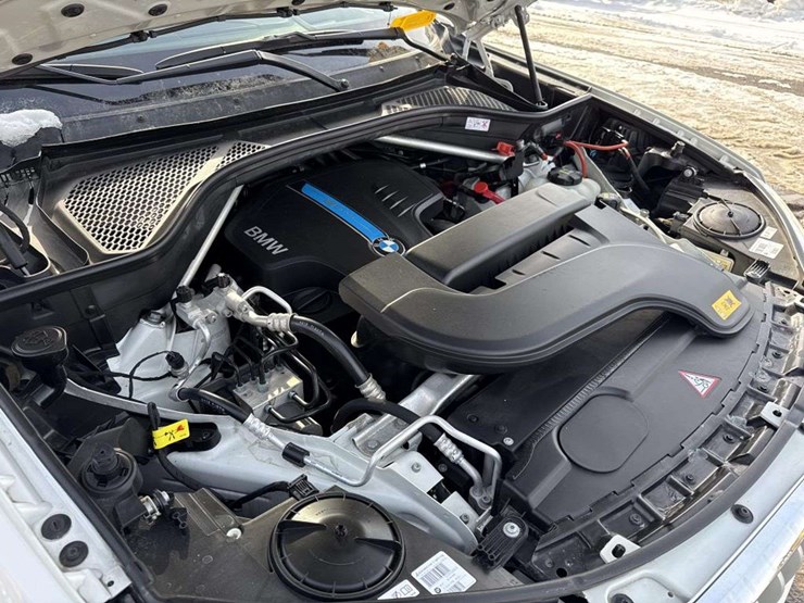 2016-bmw-x5-image-23