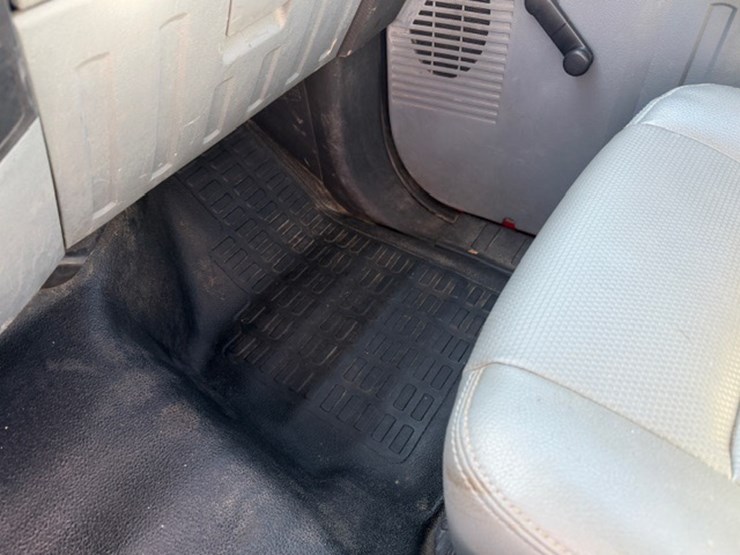 2012-ford-f250-image-29