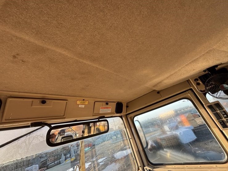 caterpillar-143h-image-52