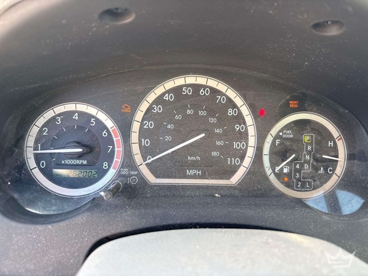 2006-toyota-sierra-ce-van-image-17