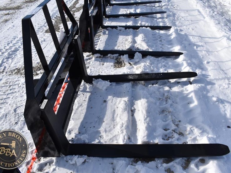 agt-industrial-pallet-fork-attachment-41848-image-4