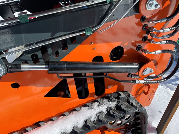 #5412-•-2025-ats-mini-skid-steer-loader-t460-image-15