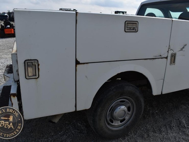 2008-ford-f250-image-34