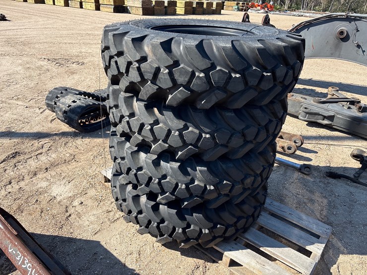 #31393-•-heavy-duty-foam-filled-equipment-tires-image-2