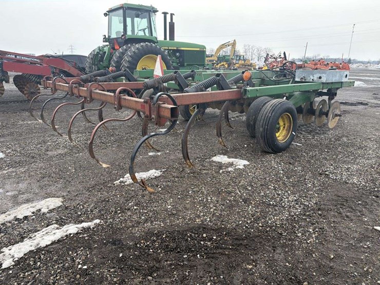 john-deere-714-image-4