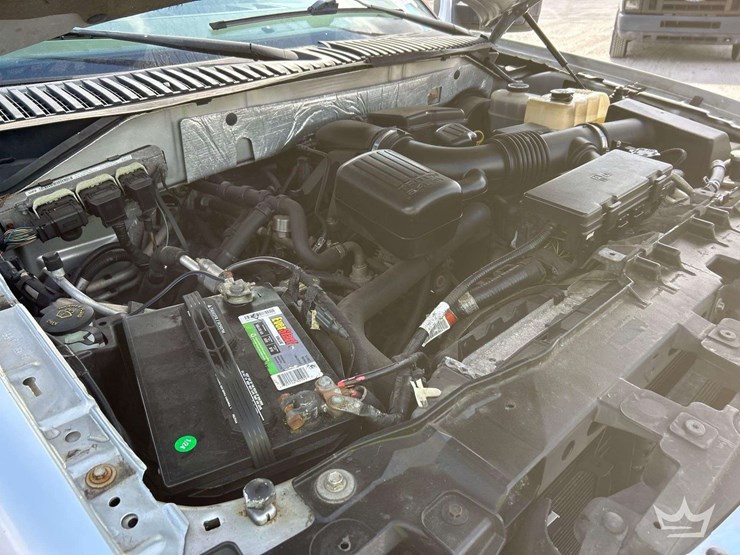 2011-ford-expedition-image-9