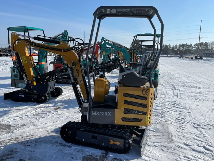 #5376-•-mx12rx-mini-excavator-image-7