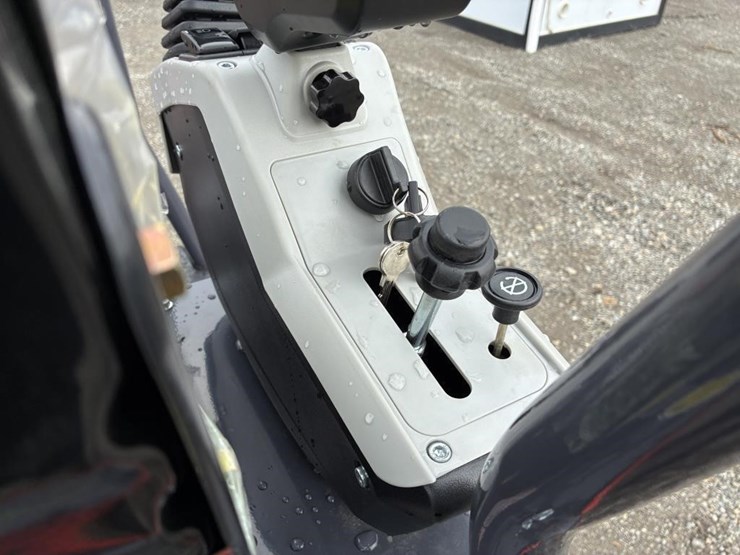 2026-cfg-industry-mx15rx-image-18