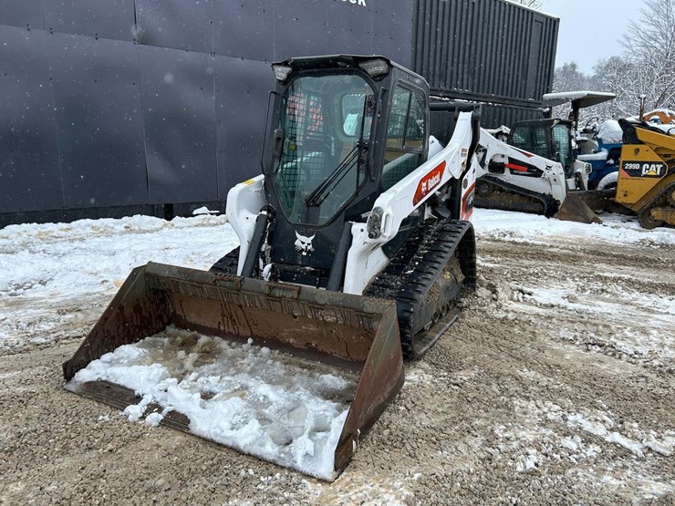 2020-bobcat-t64-image-8