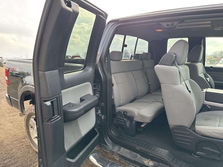 2004-ford-f150-image-18