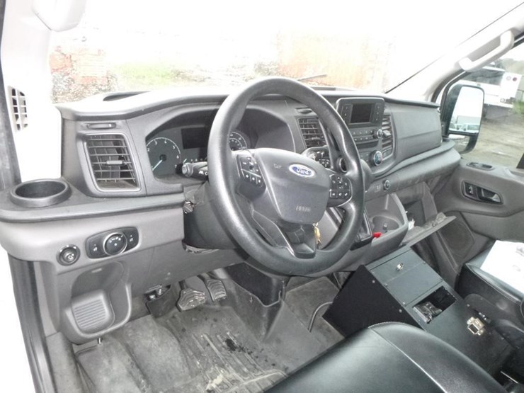 2020-ford-transit-image-7