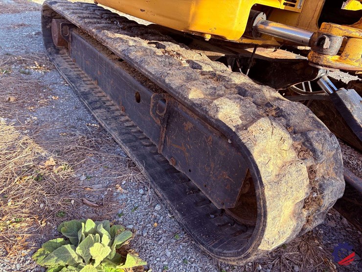 2016-cat-305e2-mini-excavator-image-42