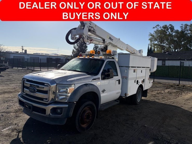 2014-ford-f550-image-1