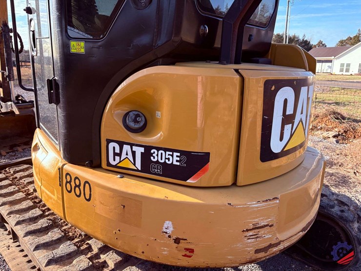 2016-cat-305e2-mini-excavator-image-54