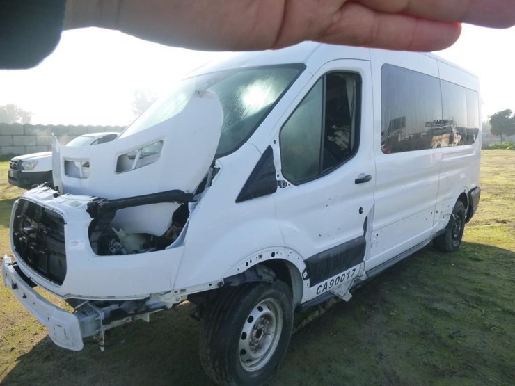 2018-ford-transit-image-2